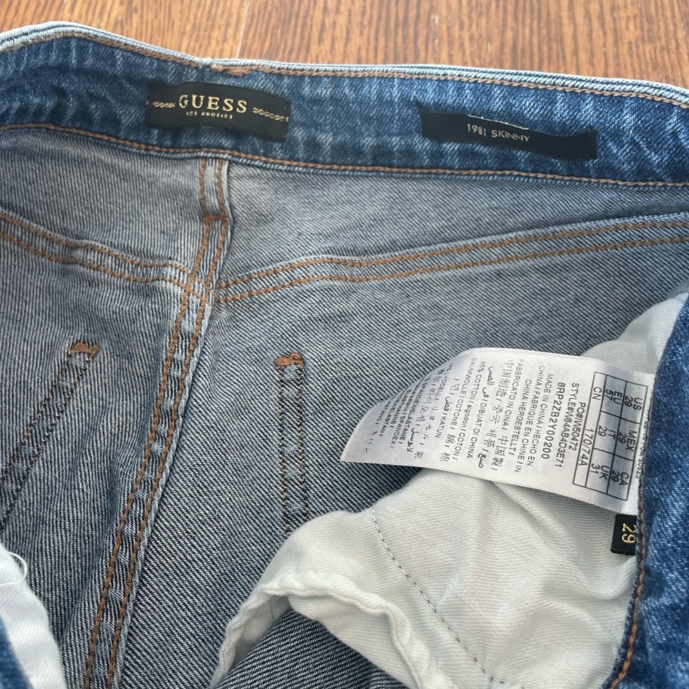 Guess jeans - Picture 3 of 3